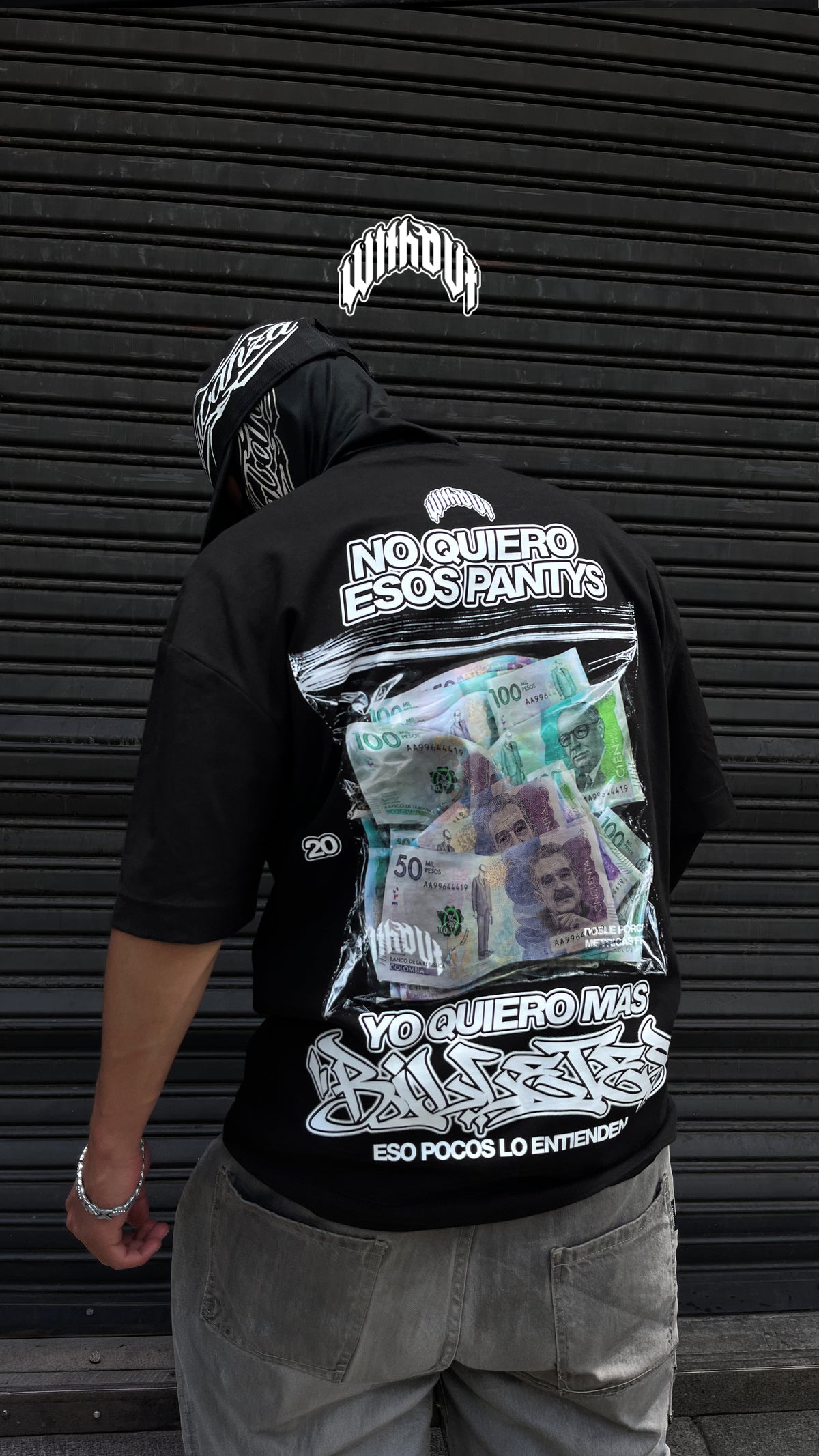 Camiseta Oversize Métricas Frías "Magia negra" | Negra